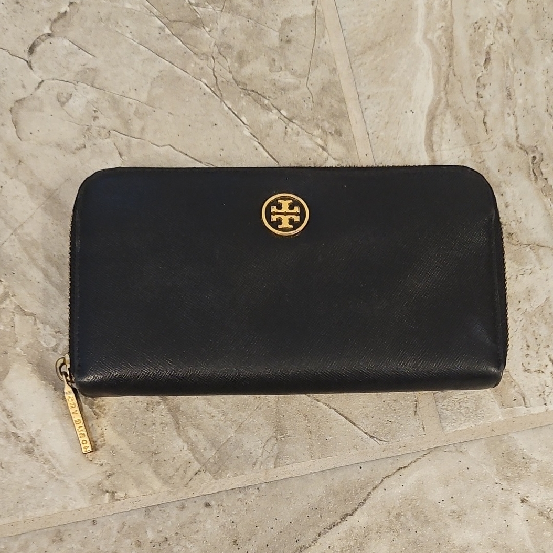 Tory Burch Black Leather Zip-Around Wallet With Gold Logo